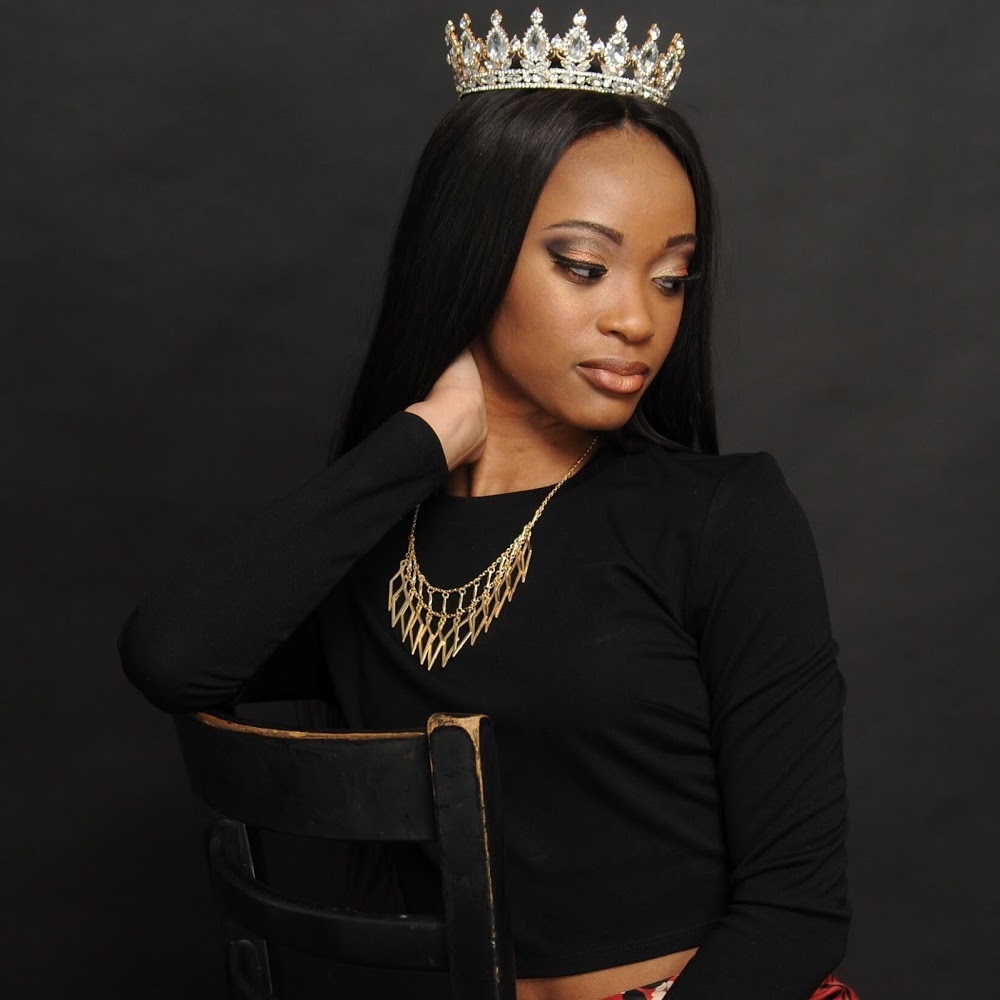 Meet your Posher, Vanessa